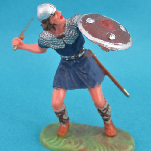 8837  Normand se défendant avec épée et bouclier (III).